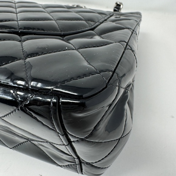 Chanel Black Patent Maxi Classic Double Flap bag - Picture 13 of 13